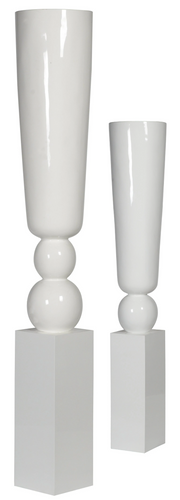 Champagne Vase on Display Pillar