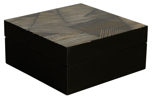 Fanned Textured Box